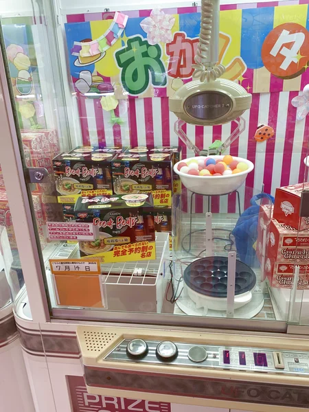 アミューズメントパフェ パレパレ稲毛長沼店のクレーンゲーム台の写真（クレーンゲーム店舗）