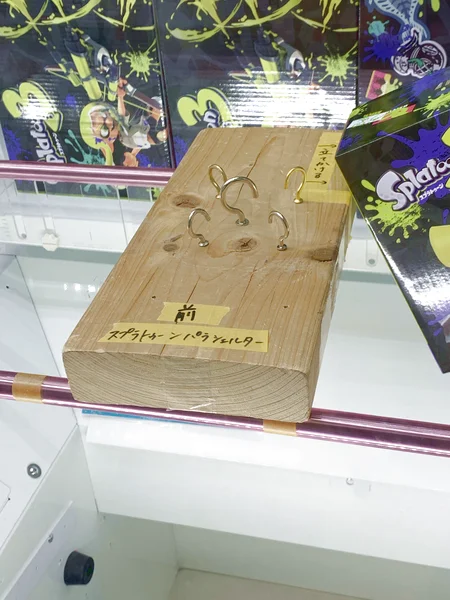 千葉鑑定団酒々井店のクレーンゲーム台の写真（クレーンゲーム店舗）